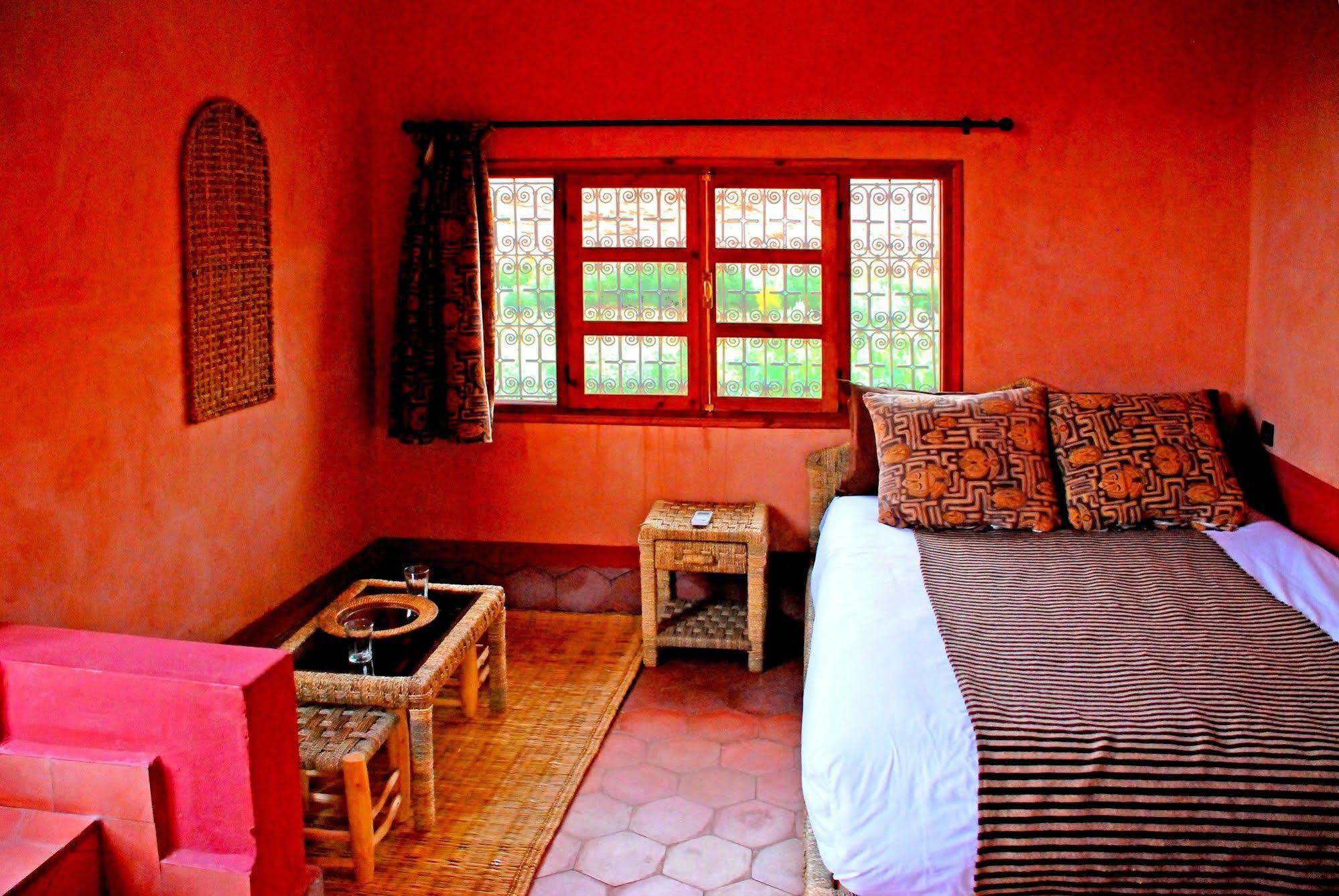 Kasbah Isfoula And Spa Аит Бен Хаду Екстериор снимка